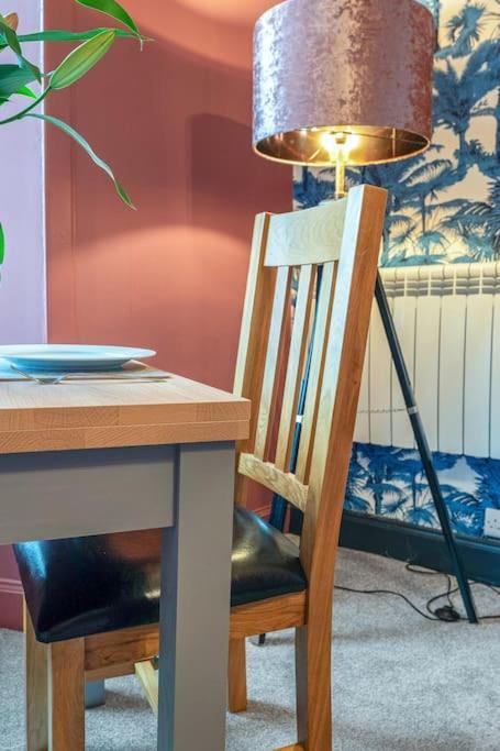 Boutique Modern Royal Mile Apartment Sleeps 4 Edinburgh Eksteriør bilde